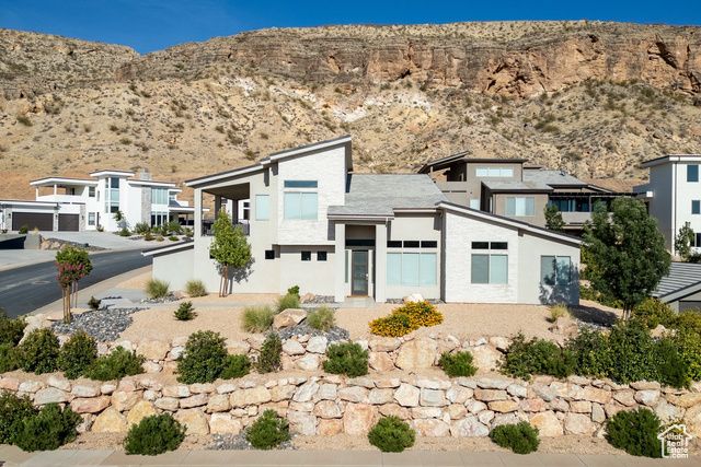 458 N 200 E, La Verkin, UT 84745
