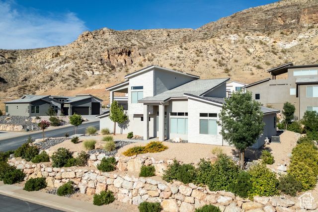 458 N 200 E, La Verkin, UT 84745