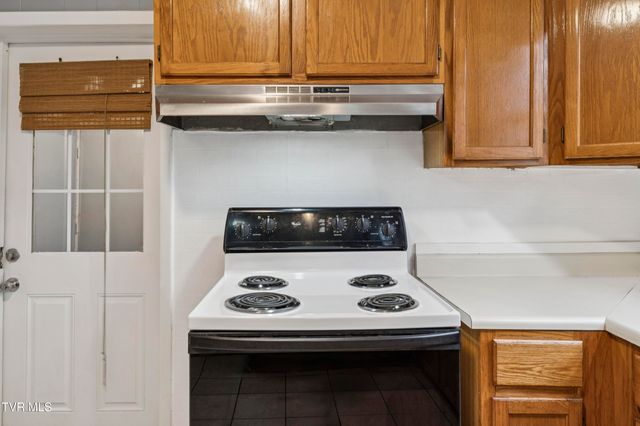 115 West Poplar Street, Johnson City, TN 37604