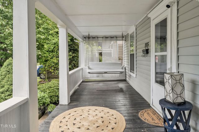 115 West Poplar Street, Johnson City, TN 37604