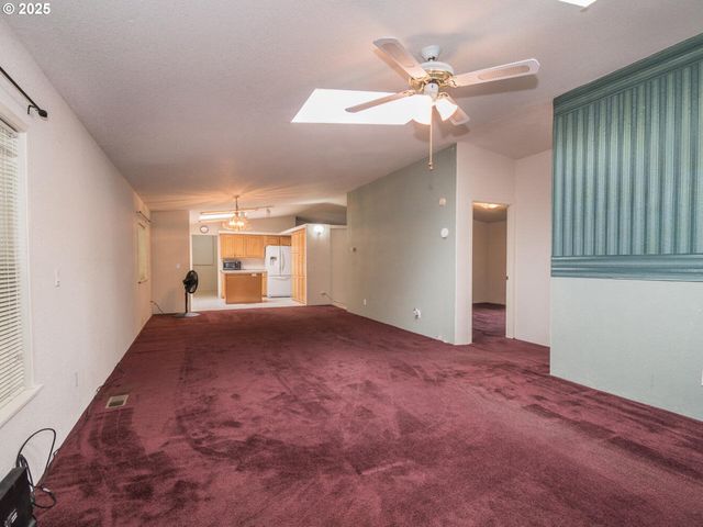 1949 Se PALMQUIST Rd 91, Gresham, OR 97080