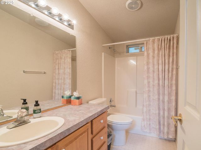 1949 Se PALMQUIST Rd 91, Gresham, OR 97080