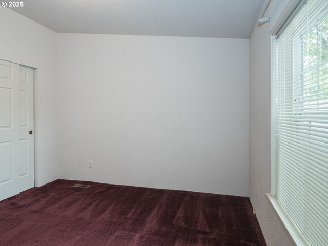 1949 Se PALMQUIST Rd 91, Gresham, OR 97080