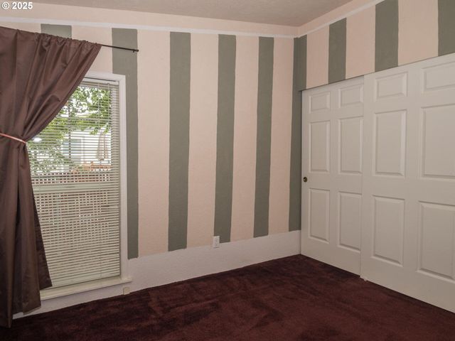 1949 Se PALMQUIST Rd 91, Gresham, OR 97080