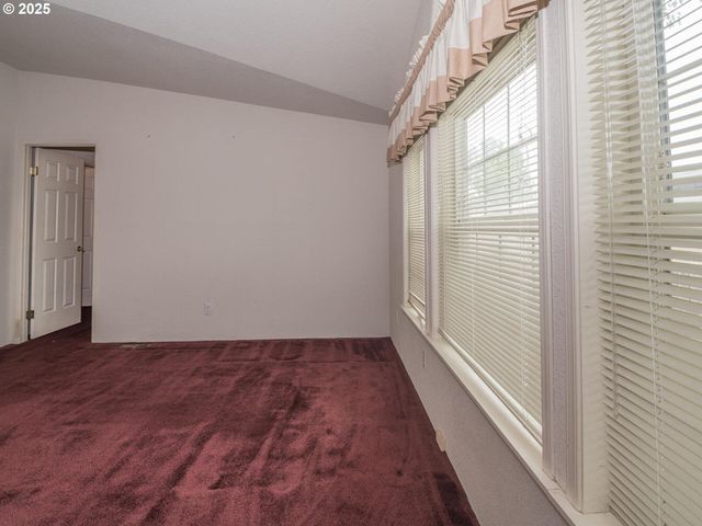 1949 Se PALMQUIST Rd 91, Gresham, OR 97080