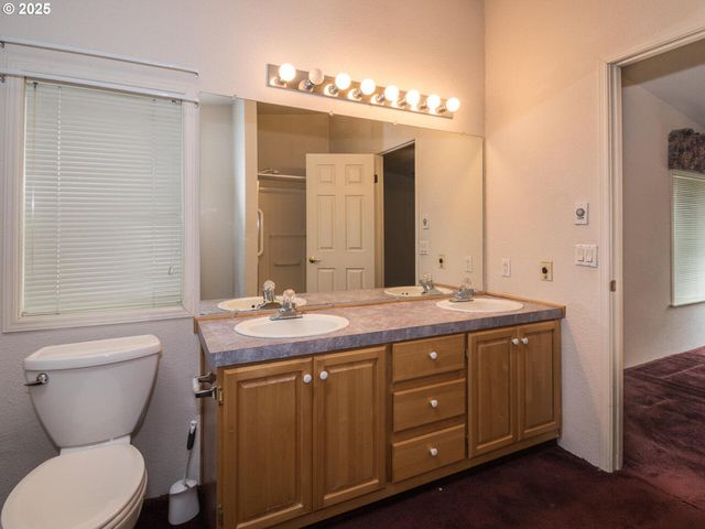 1949 Se PALMQUIST Rd 91, Gresham, OR 97080