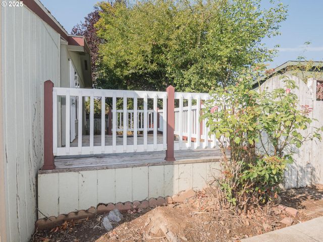 1949 Se PALMQUIST Rd 91, Gresham, OR 97080