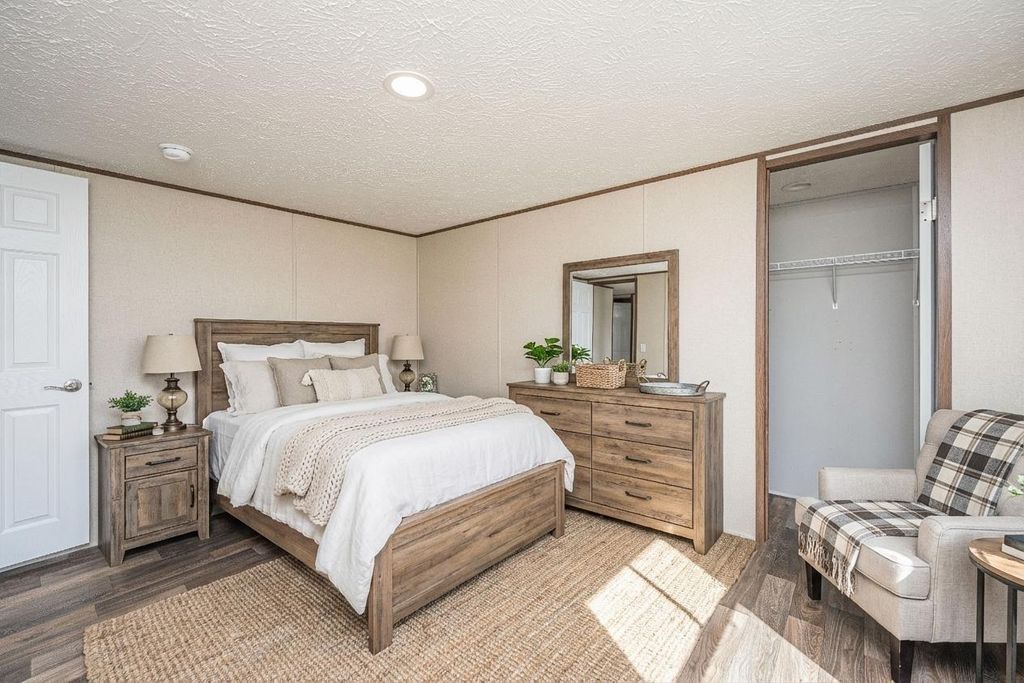 Image 36 of property listing at 268 Rodeo Drive, Eutawville, SC 29048