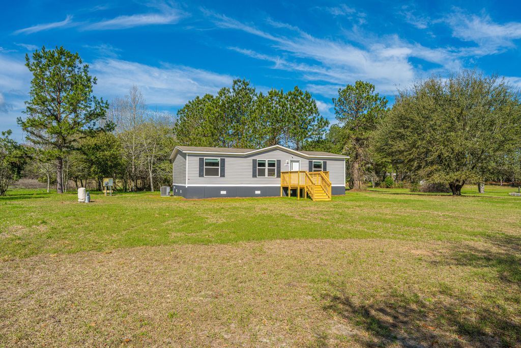 Image 58 of property listing at 268 Rodeo Drive, Eutawville, SC 29048