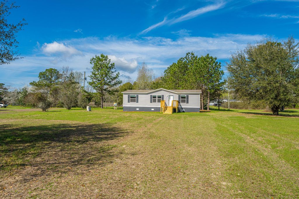 Image 60 of property listing at 268 Rodeo Drive, Eutawville, SC 29048