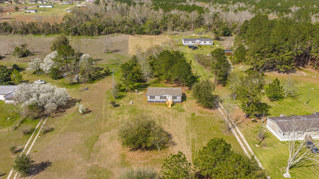 Image 67 of property listing at 268 Rodeo Drive, Eutawville, SC 29048