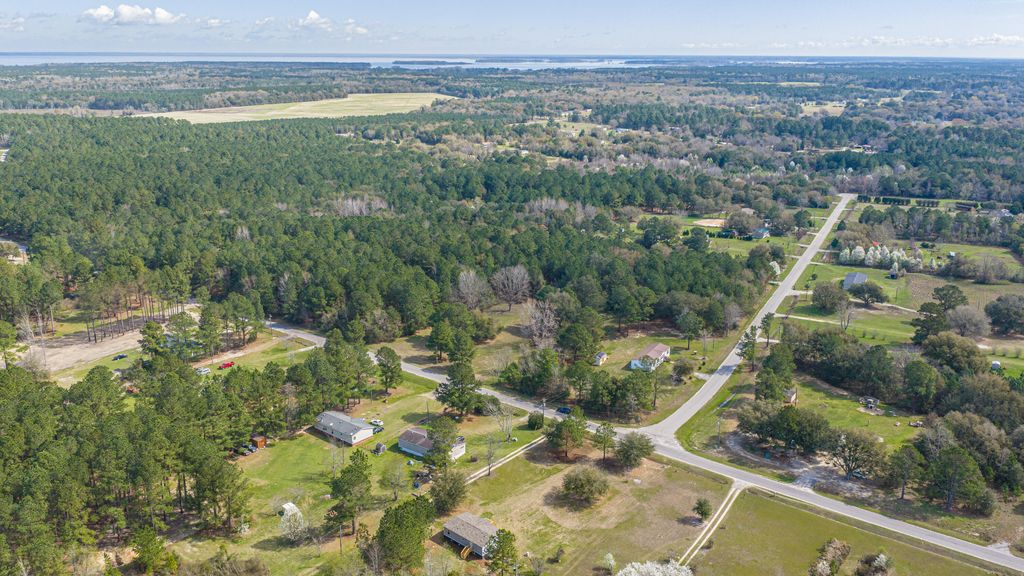 Image 86 of property listing at 268 Rodeo Drive, Eutawville, SC 29048