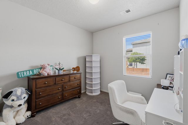 2328 Penn Avenue SE, Albuquerque, NM 87106