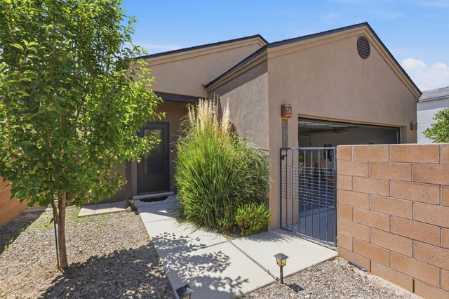2328 Penn Avenue SE, Albuquerque, NM 87106