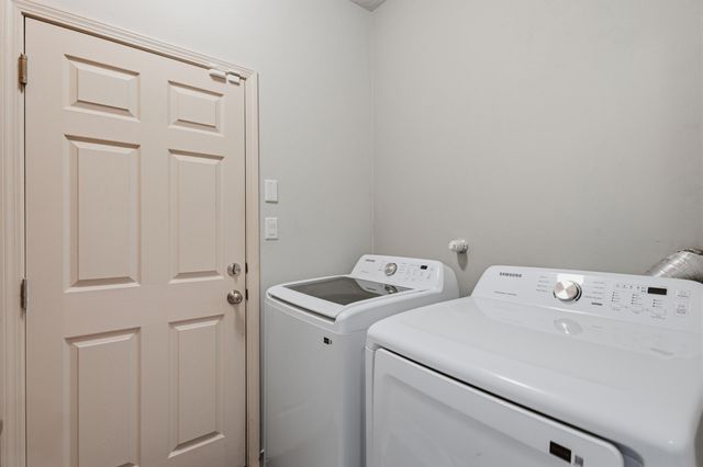 2328 Penn Avenue SE, Albuquerque, NM 87106