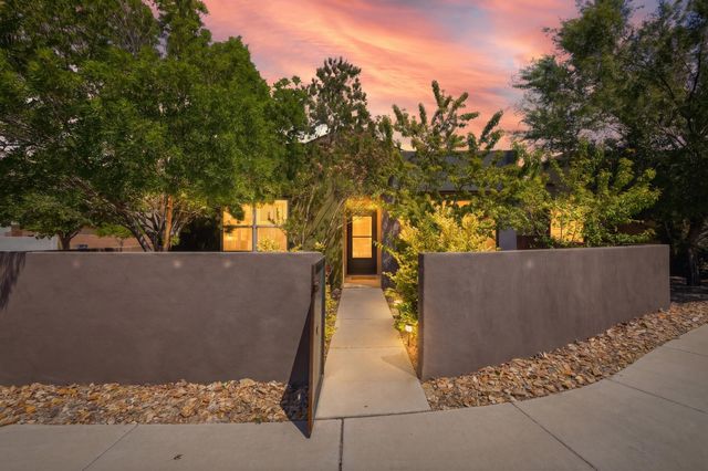 2328 Penn Avenue SE, Albuquerque, NM 87106