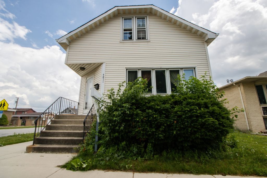 4851 Michigan Avenue, Schiller Park, IL 60176