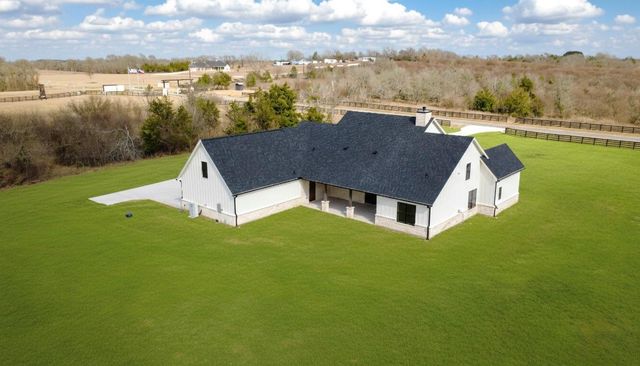 14098 Childress Ranch Drive, Washington, TX 77880