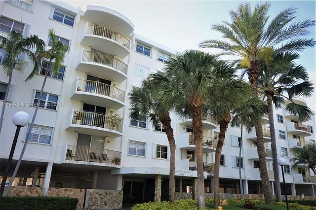 210 Sea View Drive 408, Key Biscayne, FL 33149