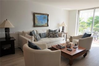 210 Sea View Drive 408, Key Biscayne, FL 33149