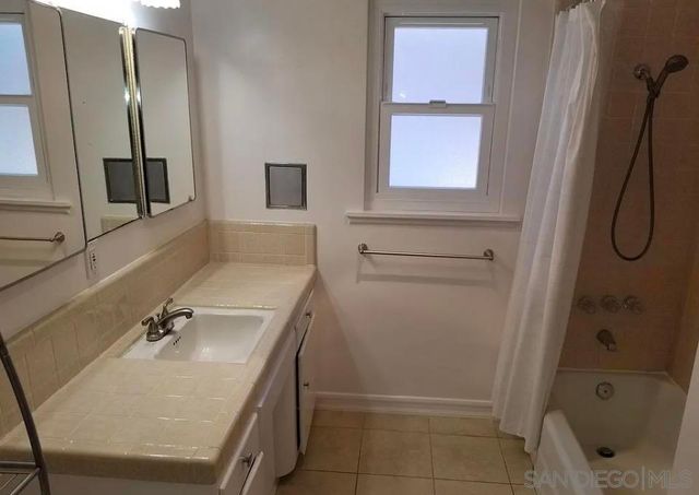 4901 Curry, San Diego, CA 92115