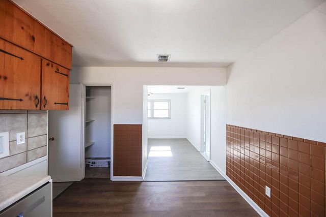 532 54th Street, Lubbock, TX 79404