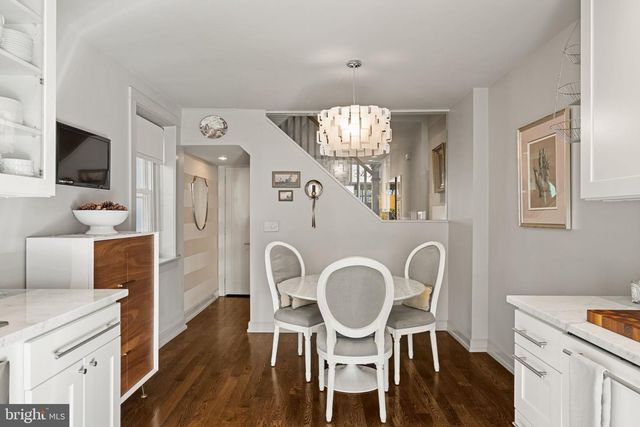 715 S WARNOCK ST, Philadelphia, PA 19147