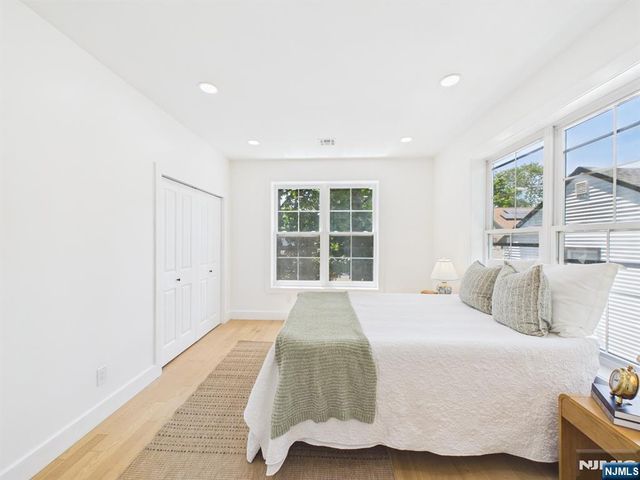 64 Graham Place, Teaneck, NJ 07666