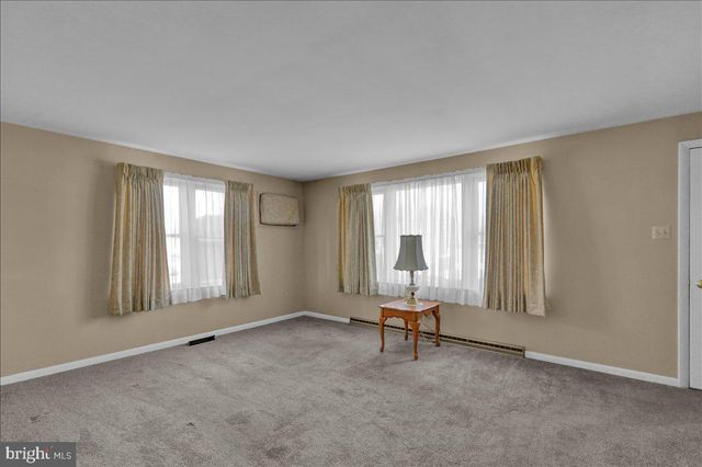 836 RHODORA AVE, Reading, PA 19605