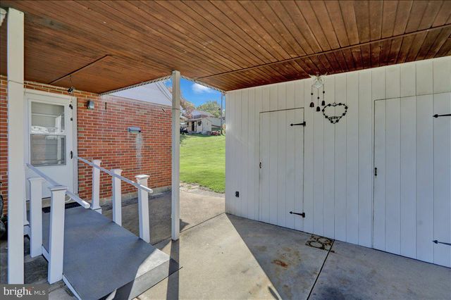 836 RHODORA AVE, Reading, PA 19605