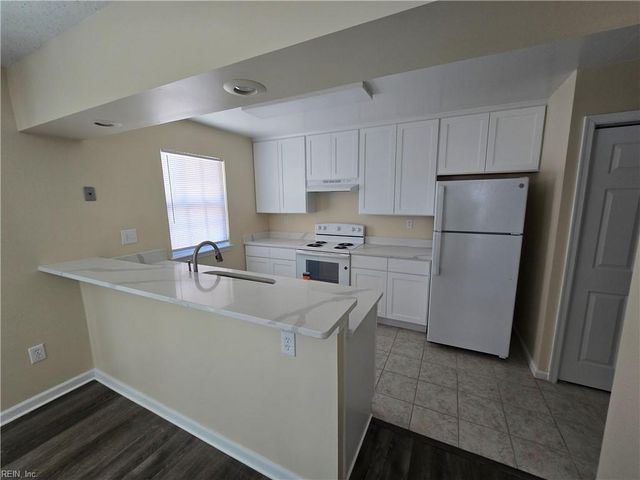 4638 Genoa CIR, Virginia Beach, VA 23462