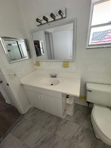 20201 NE 29th Ct D329, Aventura, FL 33180