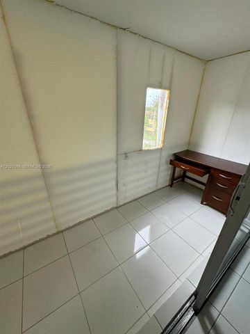 20201 NE 29th Ct D329, Aventura, FL 33180