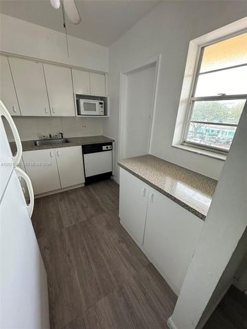 20201 NE 29th Ct D329, Aventura, FL 33180