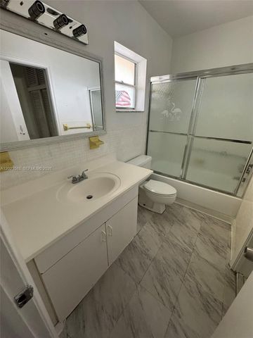 20201 NE 29th Ct D329, Aventura, FL 33180
