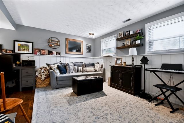 1430 Birch Bark Court, Bellbrook, OH 45440
