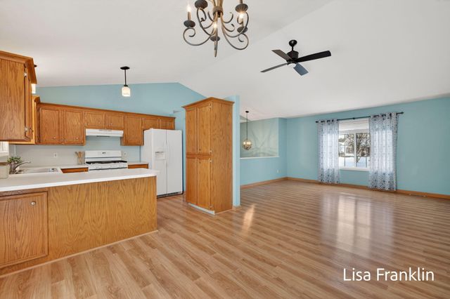 5541 Eric Street, Allendale Twp, MI 49401