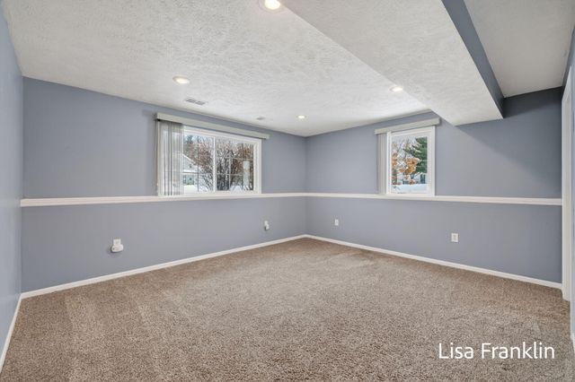 5541 Eric Street, Allendale Twp, MI 49401