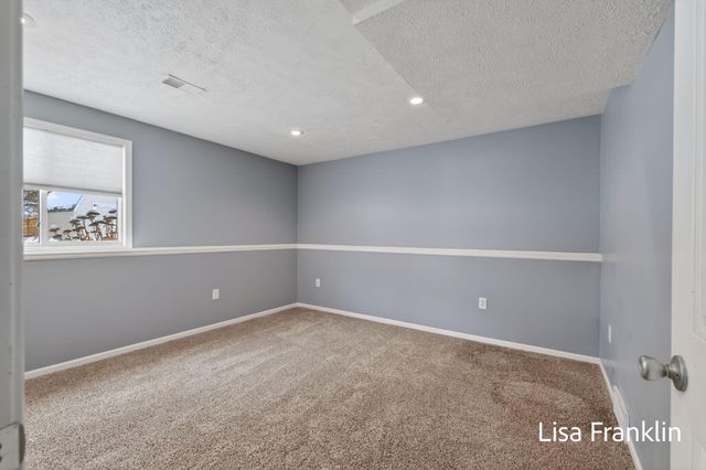 5541 Eric Street, Allendale Twp, MI 49401