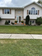 1509 Mockingbird Drive, Schererville, IN 46307