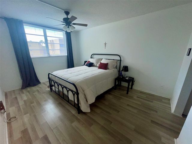 5860 NW 64TH Avenue 206, Tamarac, FL 33319