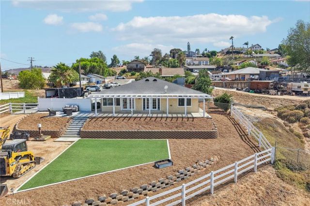 14342 Laurel, Riverside, CA 92503