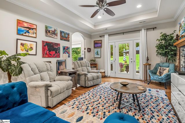 6 Silverbush Lane, Marietta, SC 29661