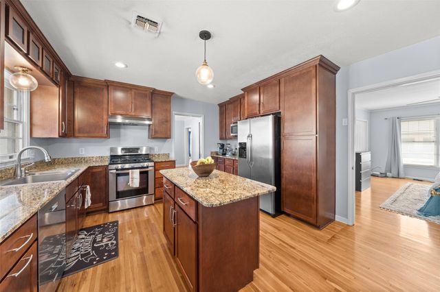 1902 N 7th ST, Temple, TX 76501