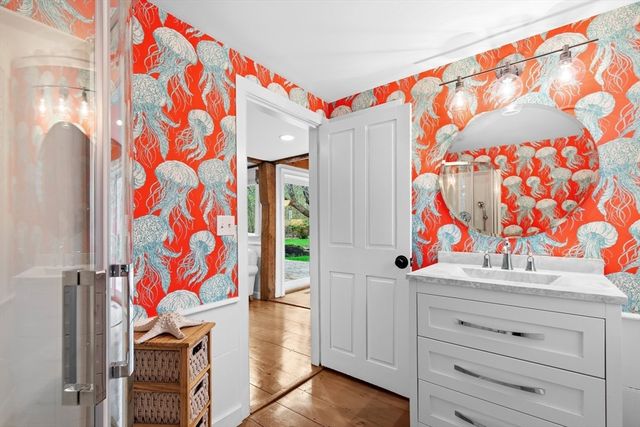 153 Wapping Rd, Kingston, MA 02364