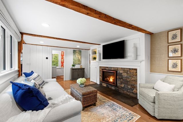 153 Wapping Rd, Kingston, MA 02364