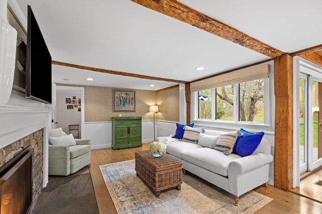 153 Wapping Rd, Kingston, MA 02364