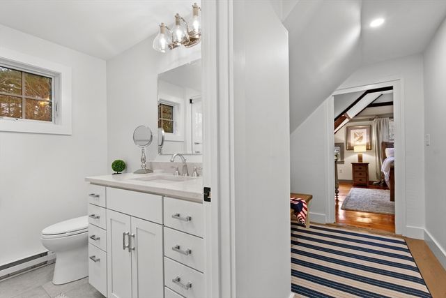 153 Wapping Rd, Kingston, MA 02364