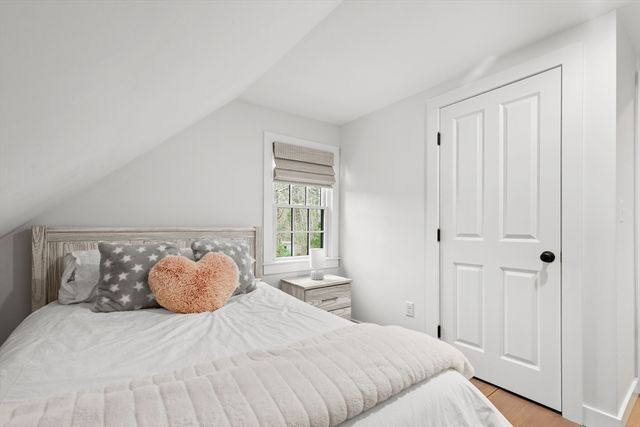 153 Wapping Rd, Kingston, MA 02364