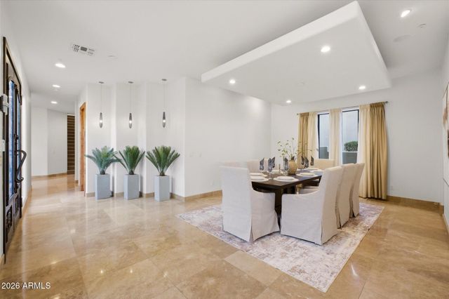 11376 E DREYFUS Avenue, Scottsdale, AZ 85259